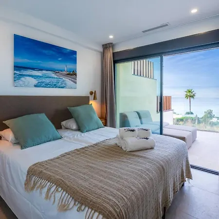 Villa Luxury House With Jacuzzi And Wellness Centre, Hus 16
