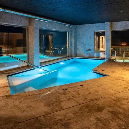 Villa Luxury House With Jacuzzi And Wellness Centre, Hus 16 Málaga